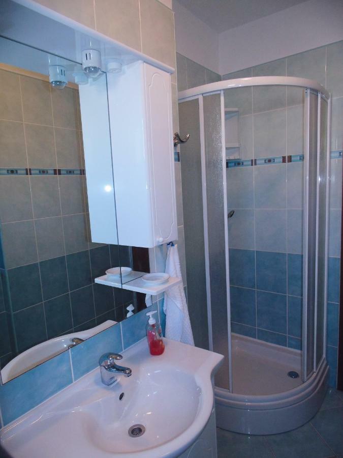 1 Bedroom Apartment 55 M2 Ртина Екстер'єр фото